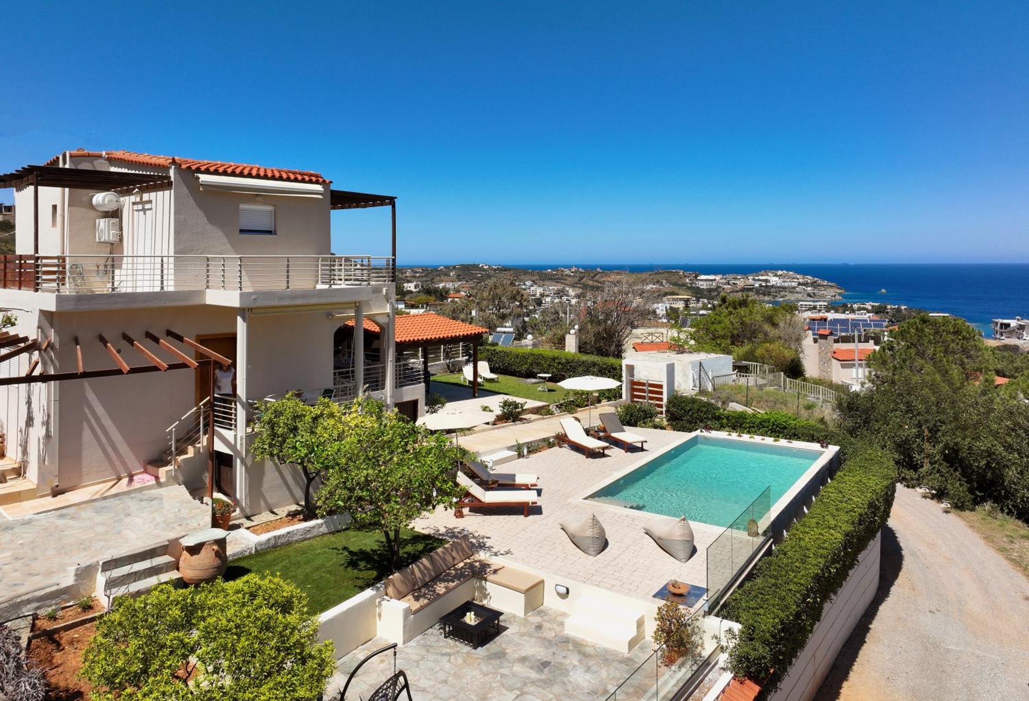 Spacious Villa With Private Eco-Pool And Panoramic Sea View อาเยีย เปลาเยีย ภายนอก รูปภาพ